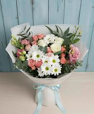 Букет цветов из:  Розы, Лизиантусы и Хризантемы в Судиславле
