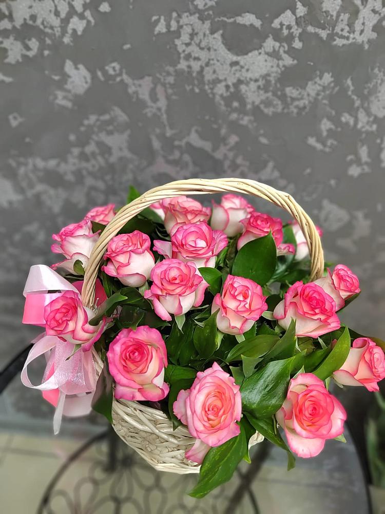 Цветочная композиция из Розы в корзине в Судиславле
