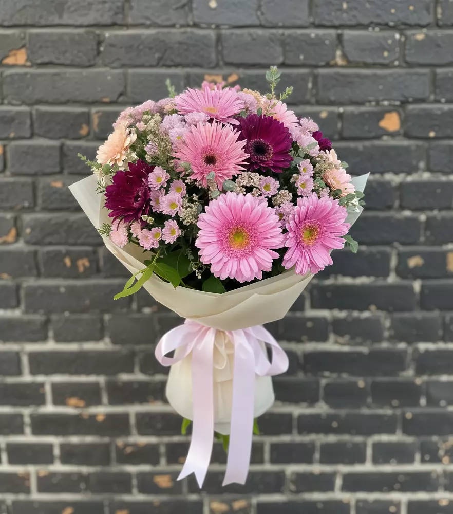 Букет цветов из: Герберы и Хризантемы в Судиславле