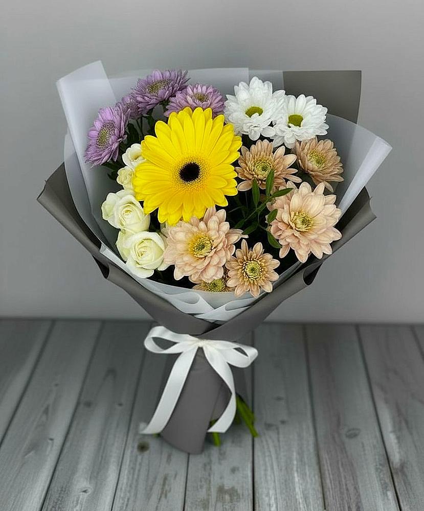 Букет цветов из: Розы, Герберы и Хризантемы в Судиславле