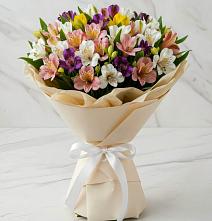 Букет цветов из:  Альстромерии в Судиславле