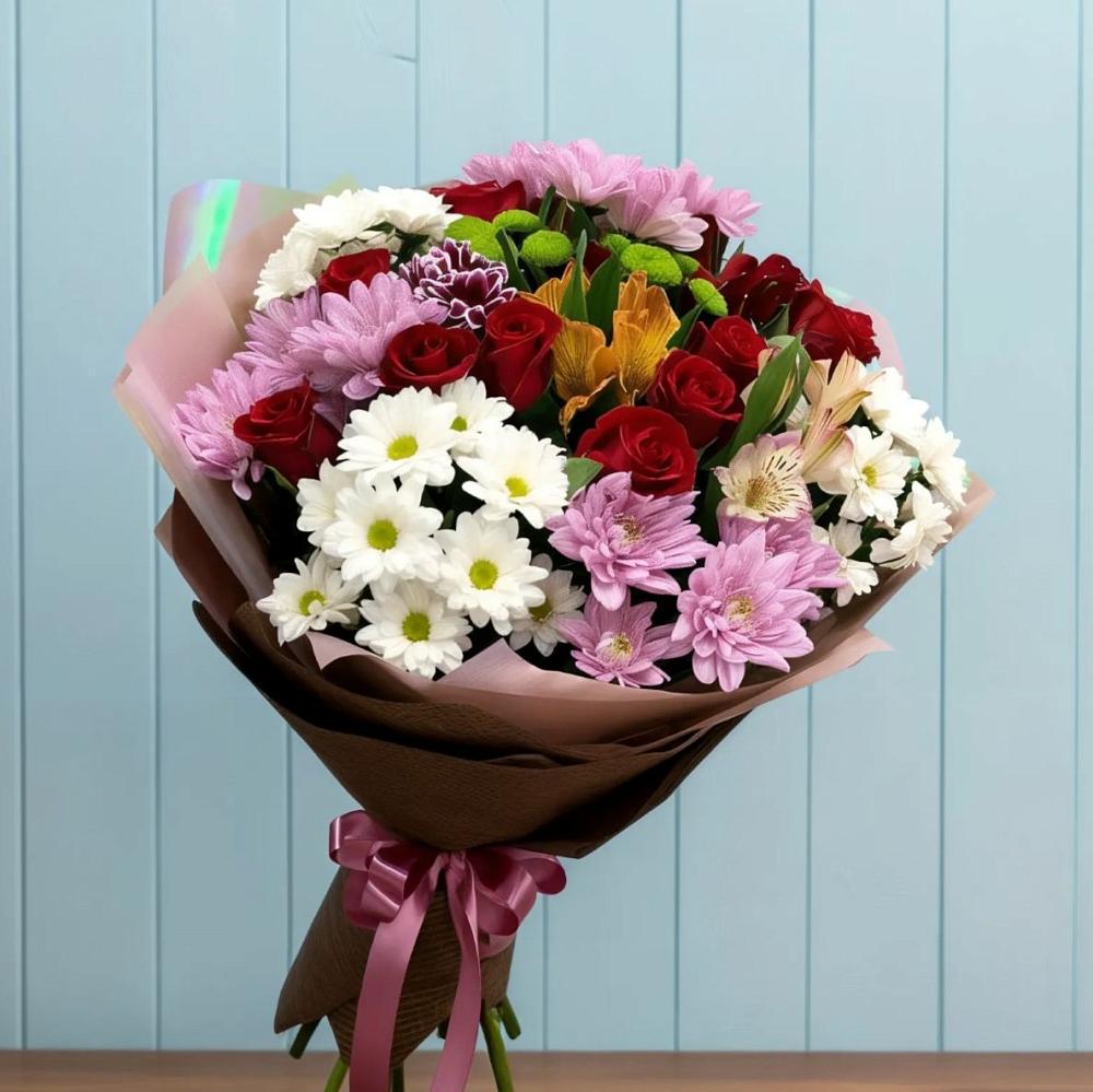 Букет цветов из: Розы, Хризантемы и Альстромерии в Судиславле