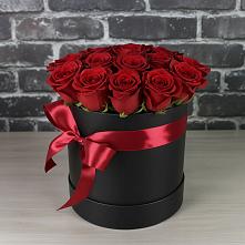 Цветочная композиция из Розы в шляпной коробке #REPLACE_PRED# Судиславле