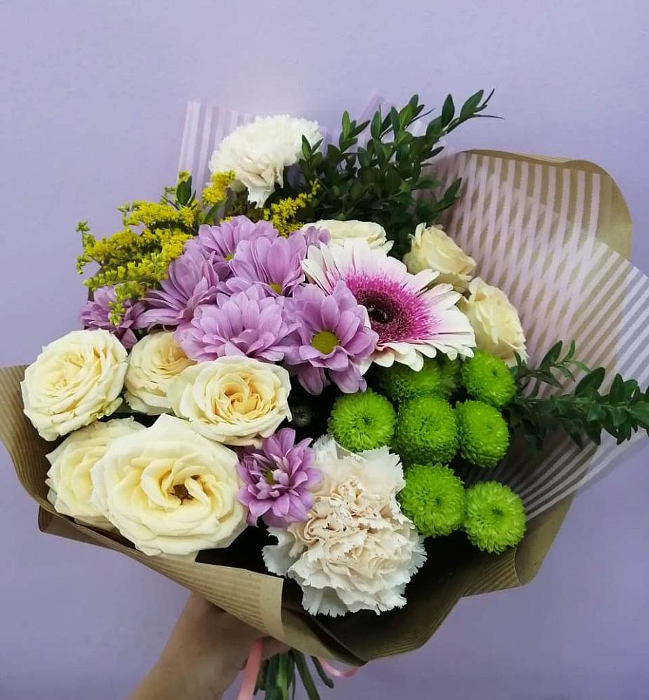 Букет цветов из: Хризантемы, Розы, Гвоздики и Герберы в Судиславле