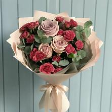 Букет цветов из:  Гвоздики и Розы в Судиславле