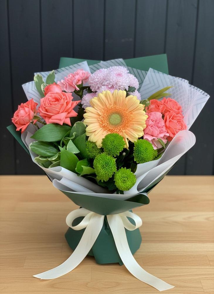 Букет цветов из: Гвоздики, Розы, Герберы и Хризантемы в Судиславле